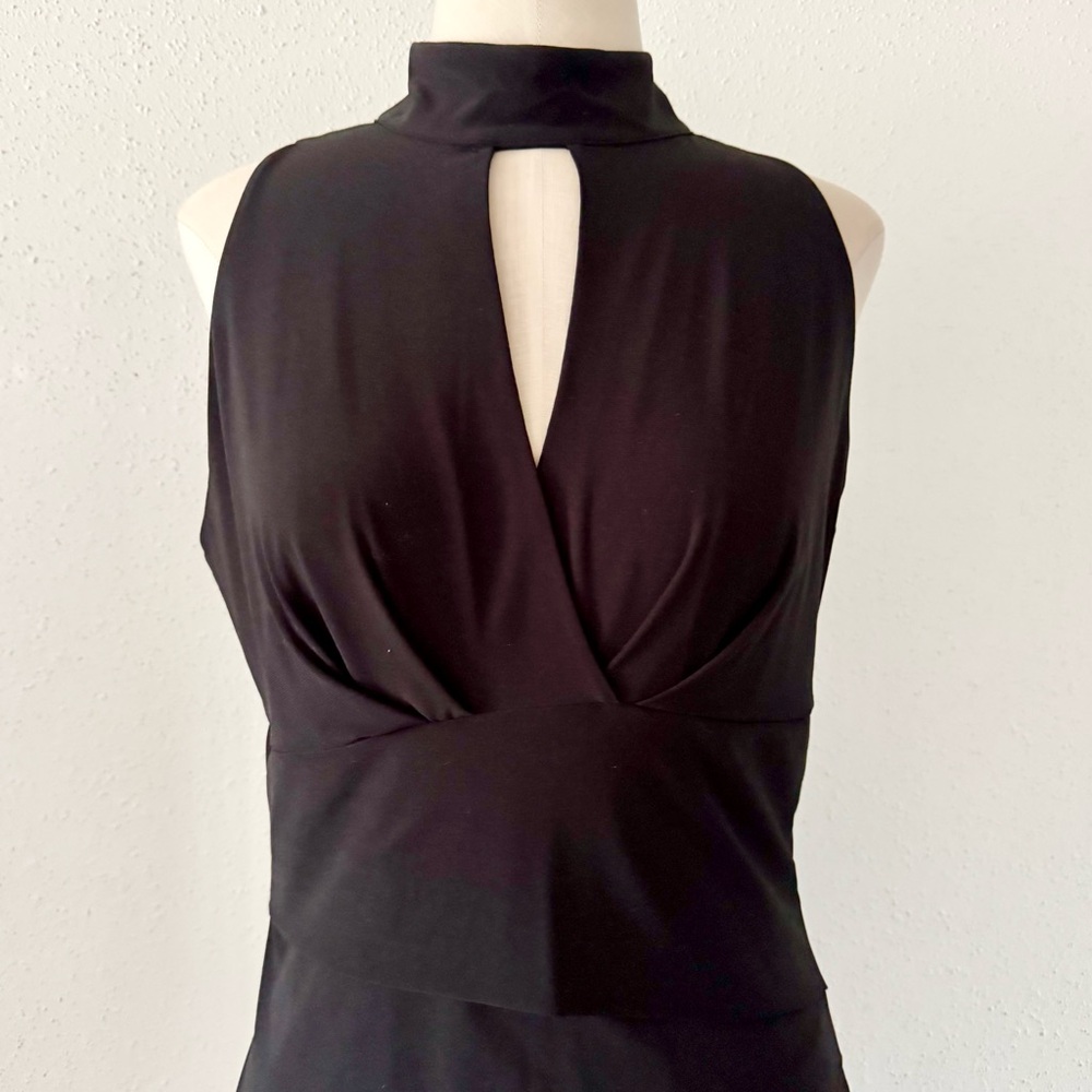WHBM Mock Neck Peephole Black Instantly Slimming Dress Sheath Women's Size 10 L - Picture 3 of 7